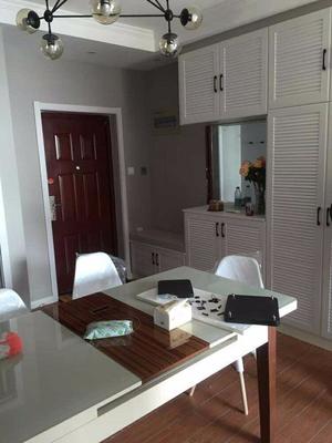 从八年出租房到60平小家 6万装修的温馨蜕变